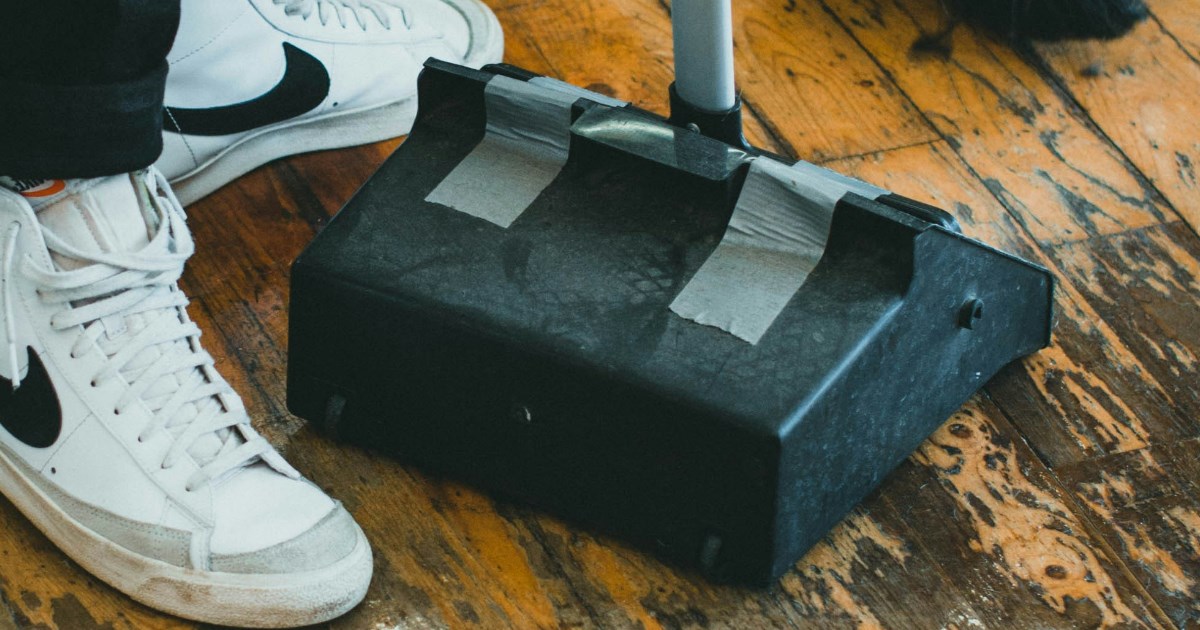 harjakone käytössä sisällä