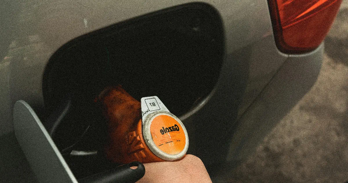 Paras öljynjakelulaite testi